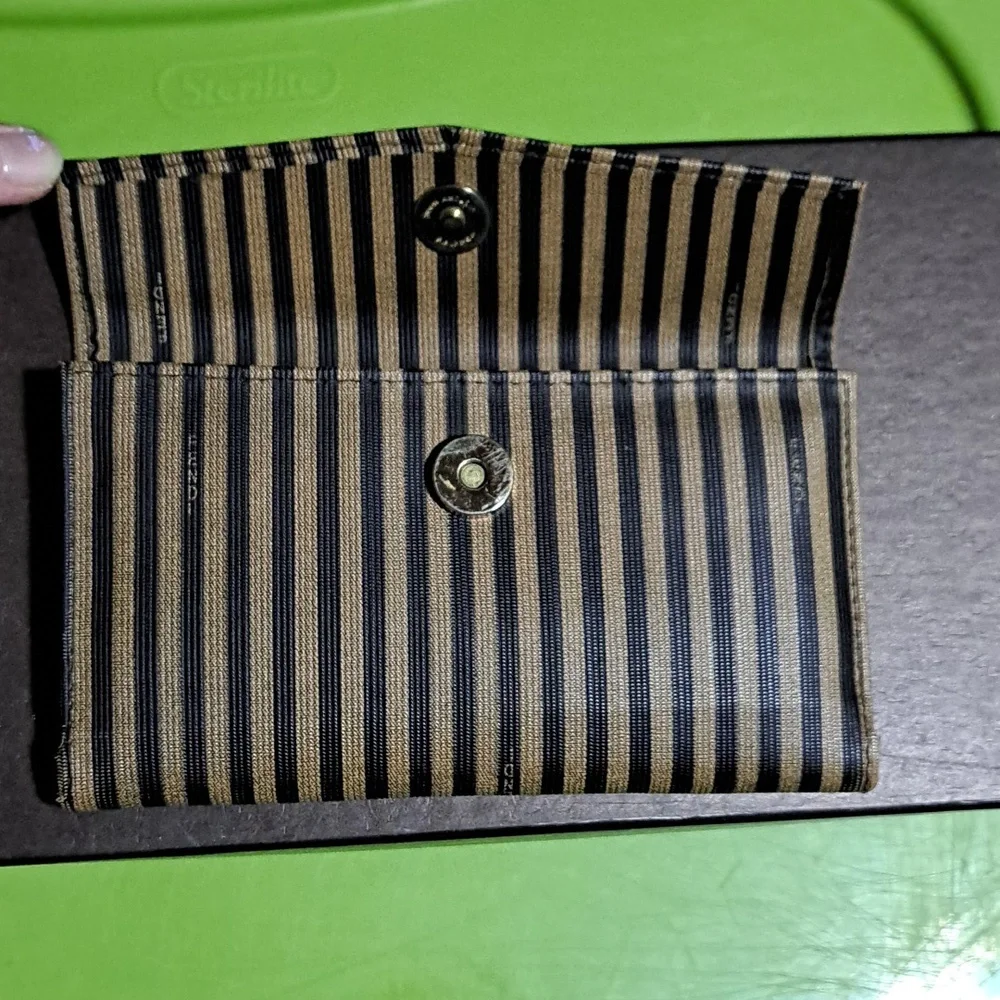 Fendi Wallet - Picture 2 of 7